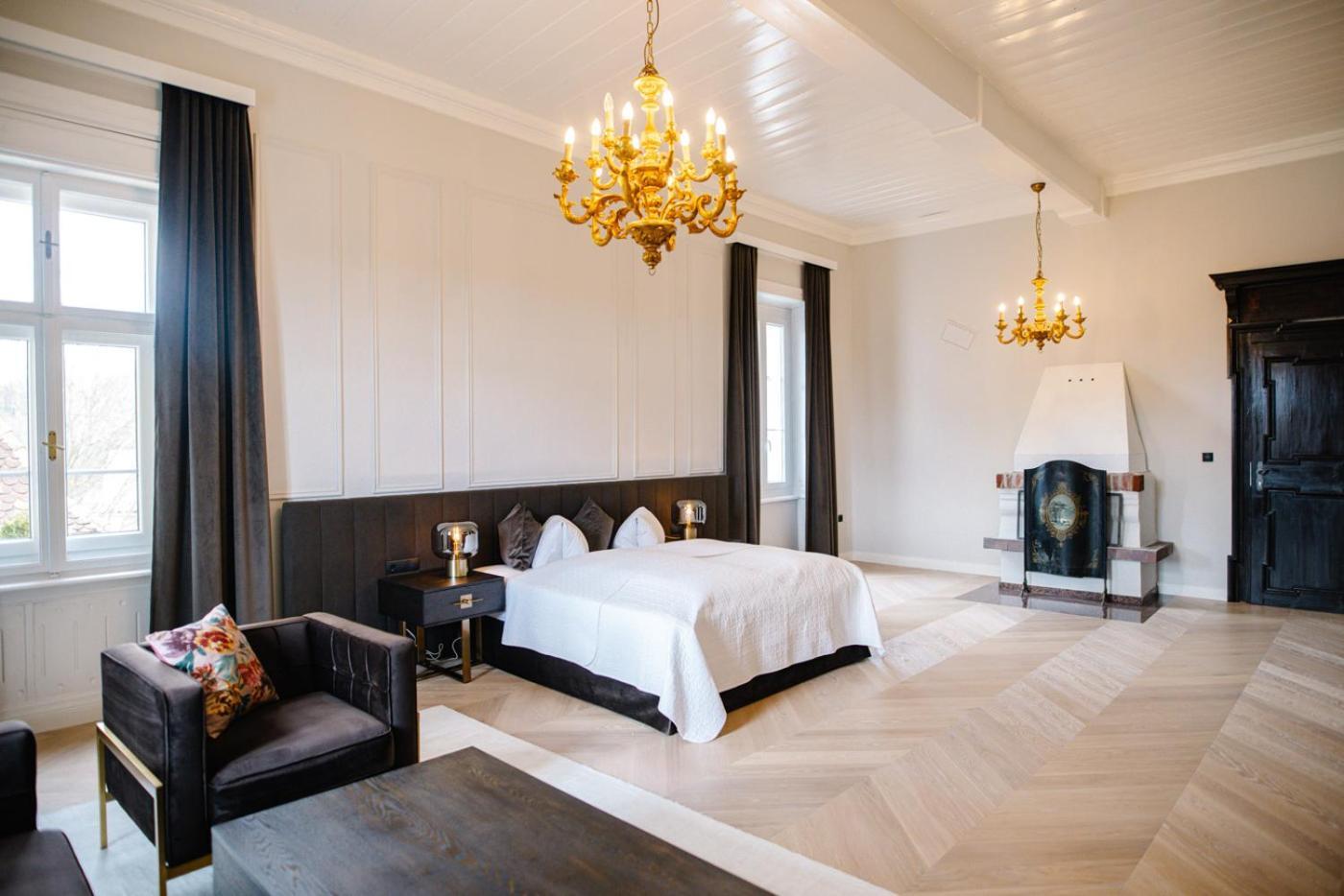 Georgi Schloss - Boutique Hotel Ehrenhausen Εξωτερικό φωτογραφία