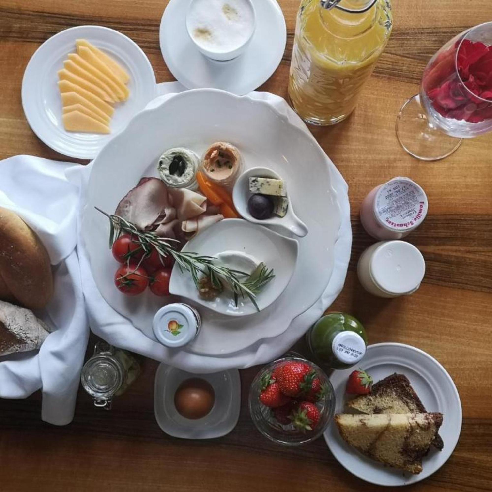 Georgi Schloss - Boutique Hotel Ehrenhausen Εξωτερικό φωτογραφία