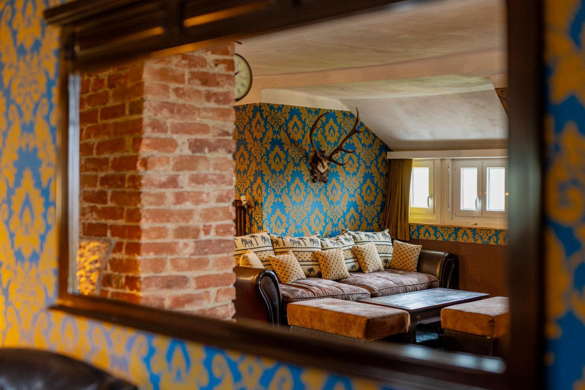 Georgi Schloss - Boutique Hotel Ehrenhausen Εξωτερικό φωτογραφία